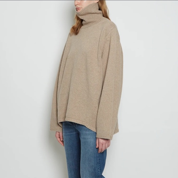 NWT| Toteme Wool and Cashmere Turtleneck - Picture 2 of 4